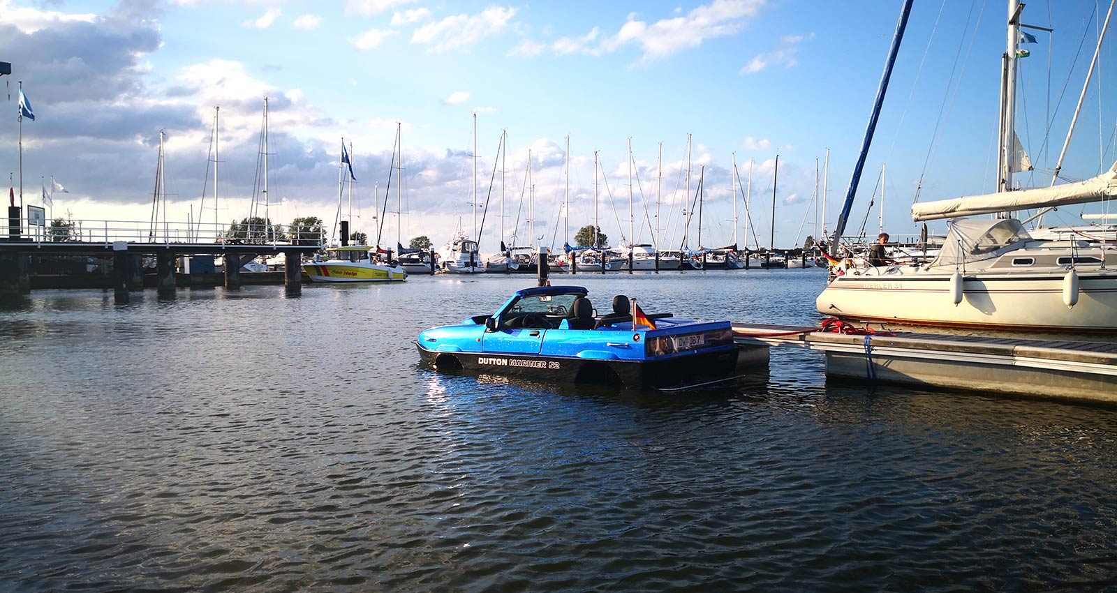 Baltic Sea Yacht Events, Segelkatamaran, Schwimmhaus, Jetski, StandUpPaddlings